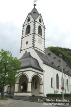 Mittelrhein: Kirche von Kloster Bornhofen - Foto: Stefan Frerichs / RheinWanderer.de