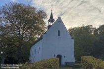 Niederrhein: Reformierte Kirche in Ubbergen - Foto: Stefan Frerichs / RheinWanderer.de