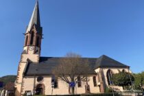 Main: Sankt-Peter-Kirche in Großheubach - Foto: Stefan Frerichs / RheinWanderer.de