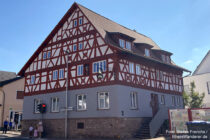 Main: Gasthaus "Zum Hirschen" in Großheubach - Foto Stefan Frerichs / RheinWanderer.de