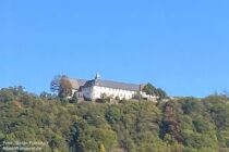 Main: Blick auf Kloster Engelberg bei Großheubach - Foto Stefan Frerichs / RheinWanderer.de